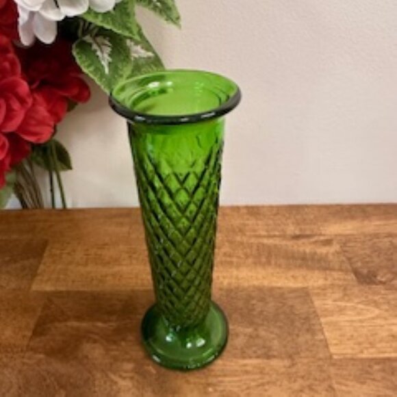 Vintage E.O. Brody Co. Emerald‎ Green Glass Bud Vase Diamond Pattern USA - Picture 2 of 5